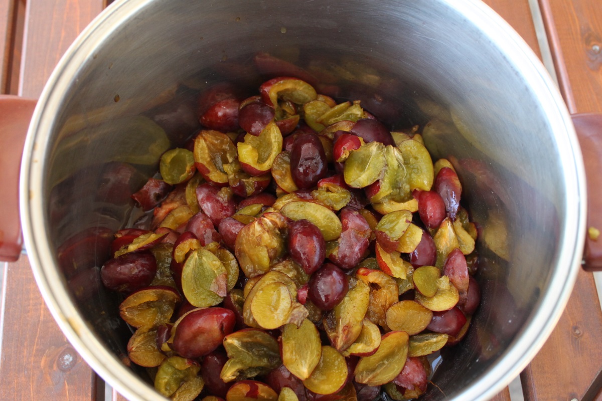 Marmellata di prugne - Ricette Passo Passo con foto ...